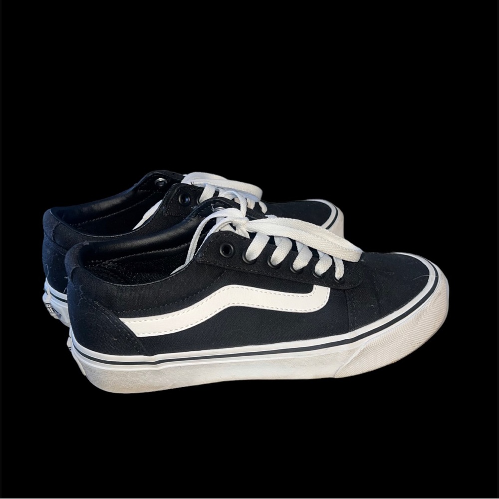 Vans women’s 6.5